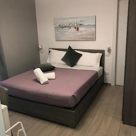 B&B Aeroporto Bari Wojtyla Pensiune *